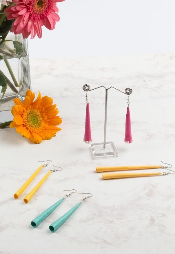 Upgrade Your Jewelry With 13 Unique DIY Earrings 3 earrings diy quilling surelysimple