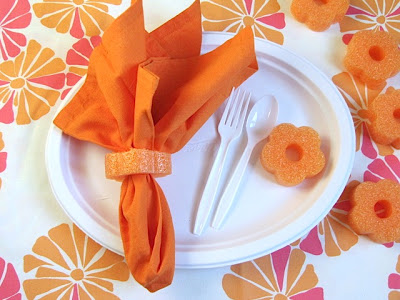 pool noodle napkin ring sewmanyways.blogspot.